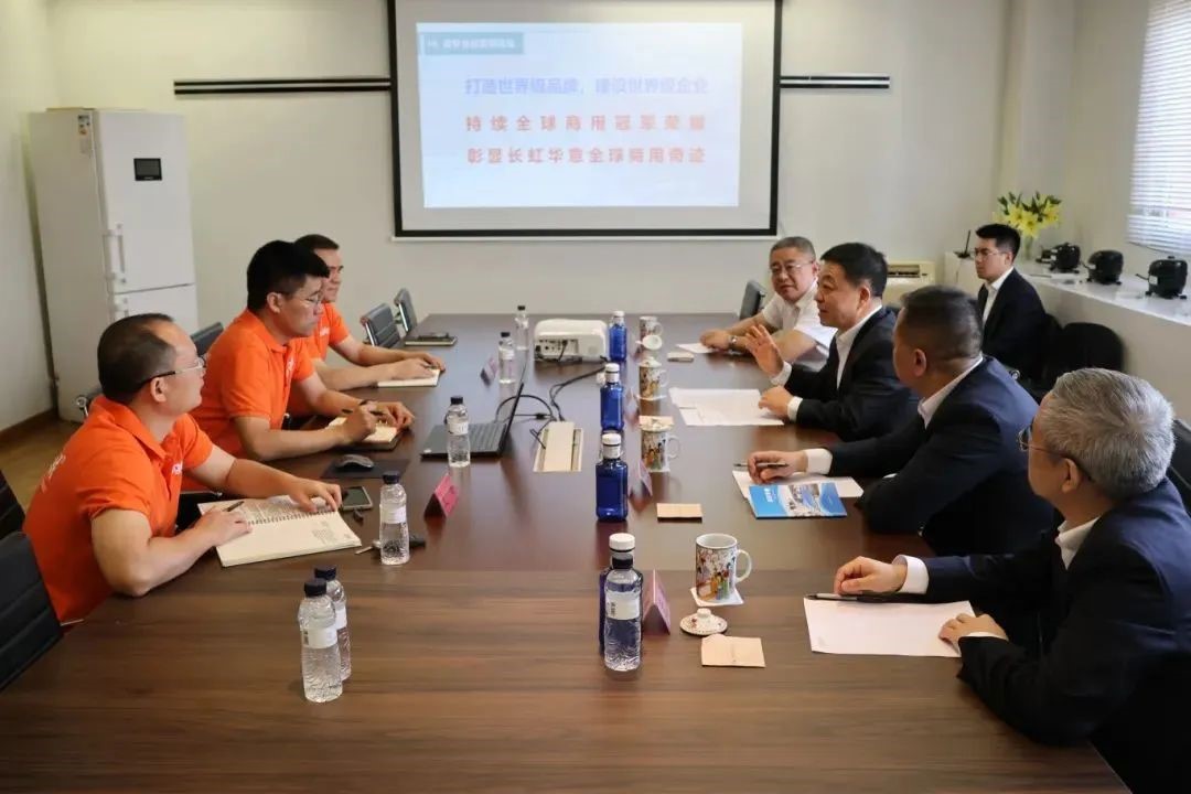 江西省省长叶建春率江西省代表团到访best365中国版官网HCB公司